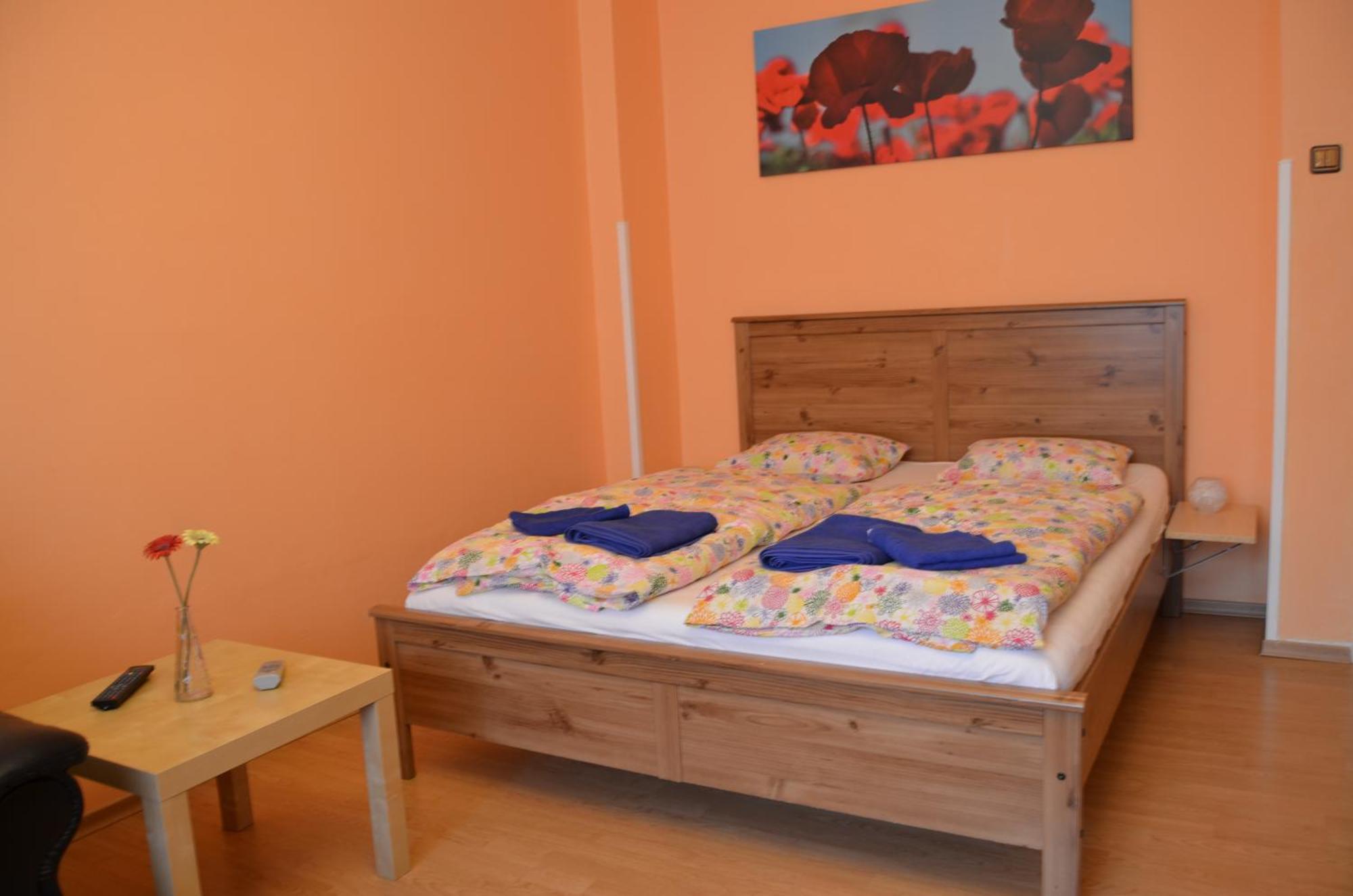 Apartments Letna Prága Szoba fotó